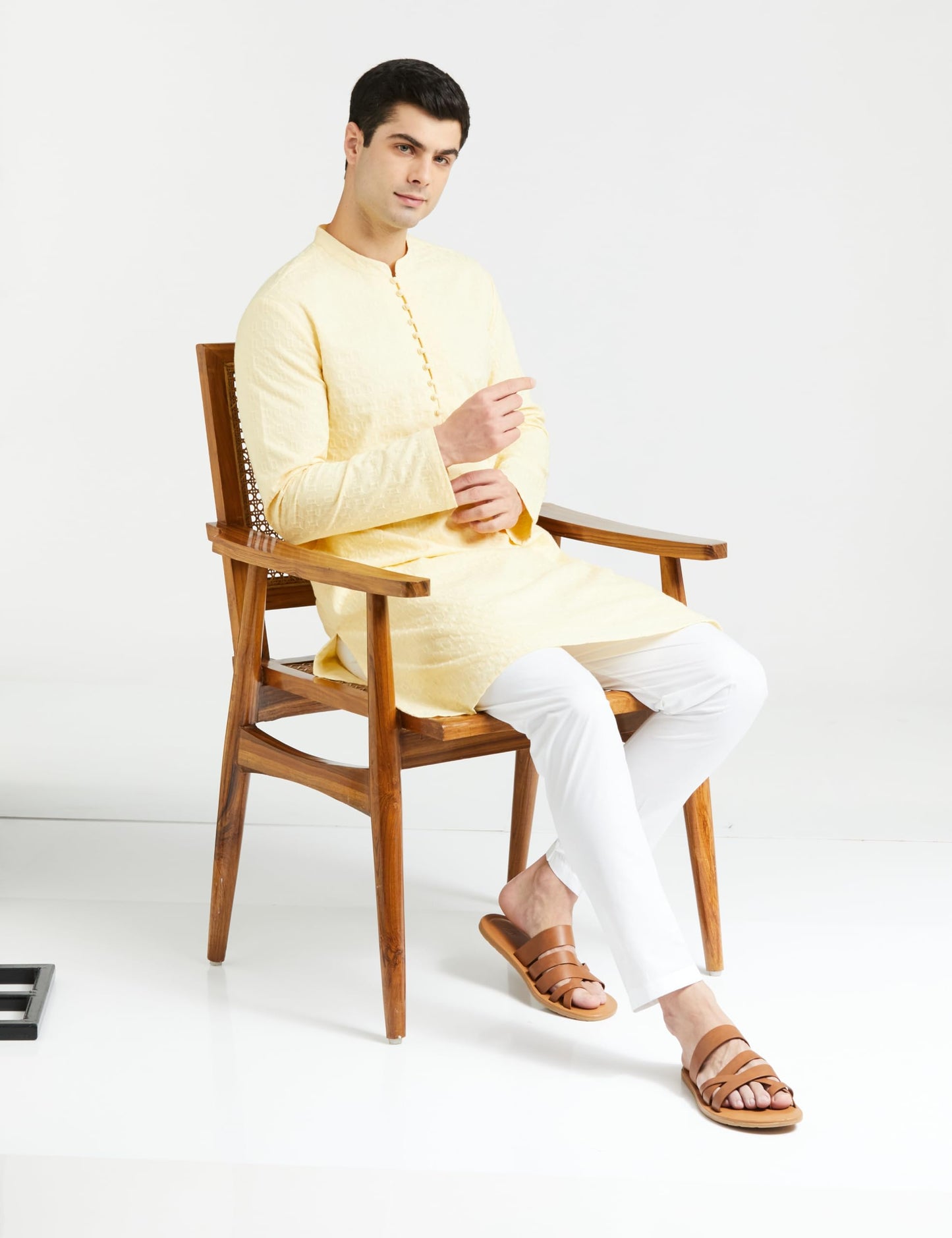 Amazon Brand - Symbol Men's Cotton Embroidered Long Regular Fit Kurta (SY-S24-MNA-FKT-502_Pastel Yellow_M)
